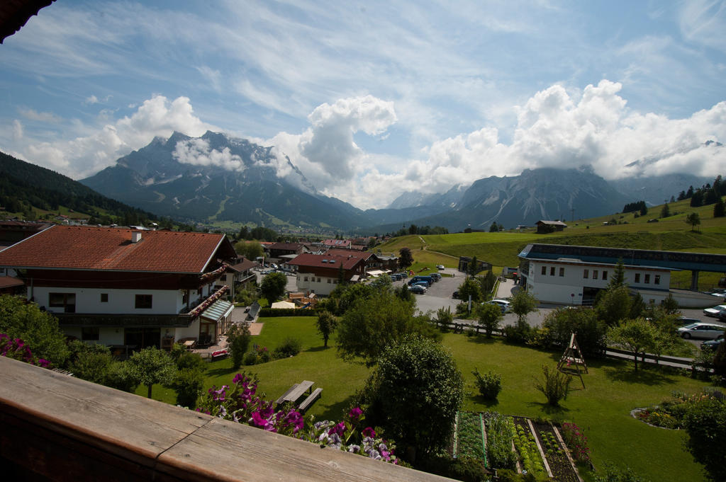 Haus Panorama Lägenhet Lermoos Exteriör bild